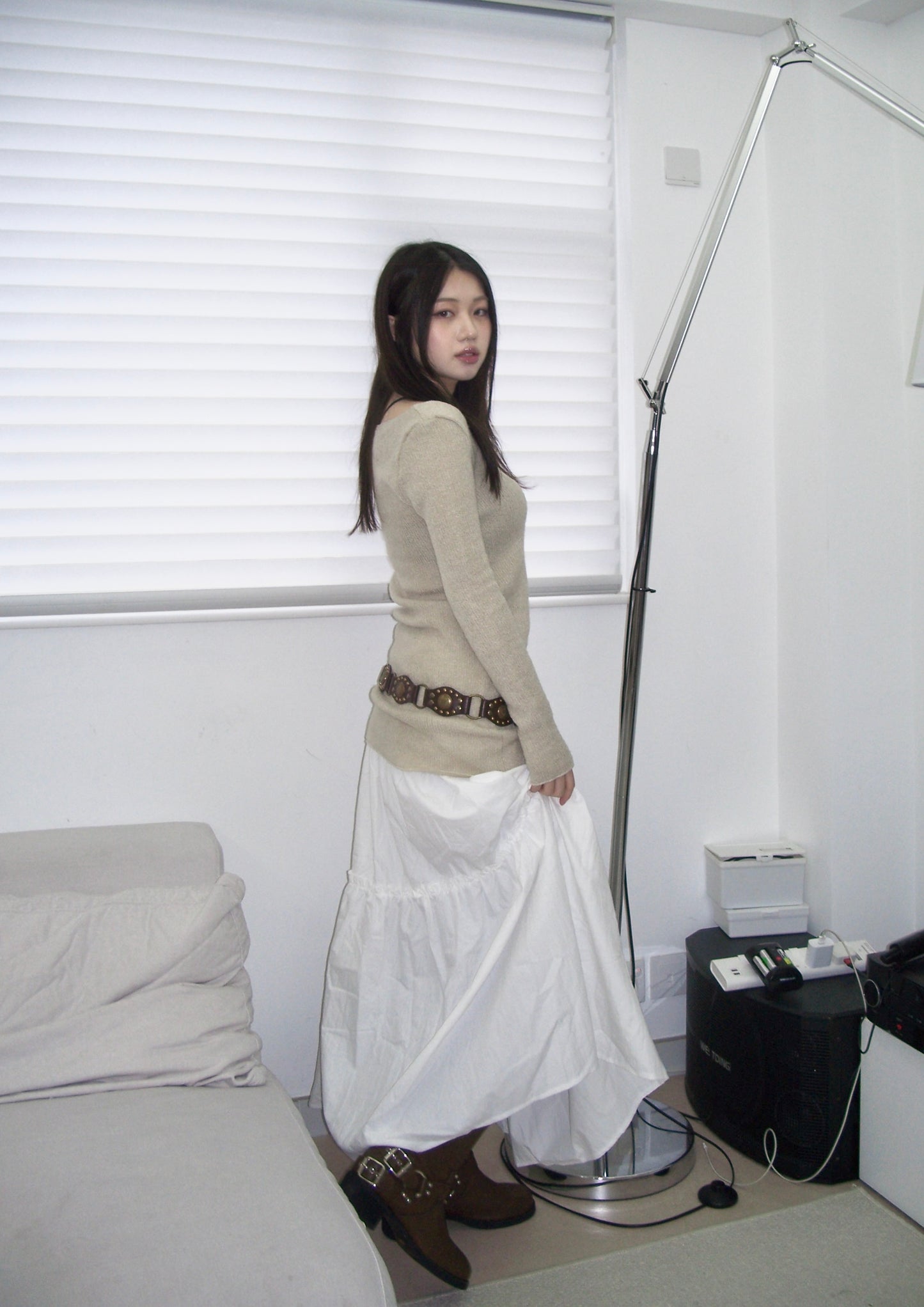 [ KR0478 清貨 ] 秋冬氣質薄絨蛋糕長裙 Miriah Maxi Skirt White