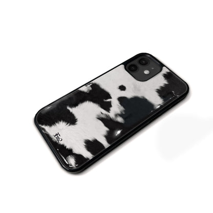 [ Pre-order ] Cow Phone Case