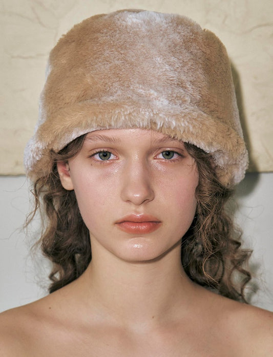 [ Pre-order ] Petit Fur Meatel Hat In Mocha Powdery