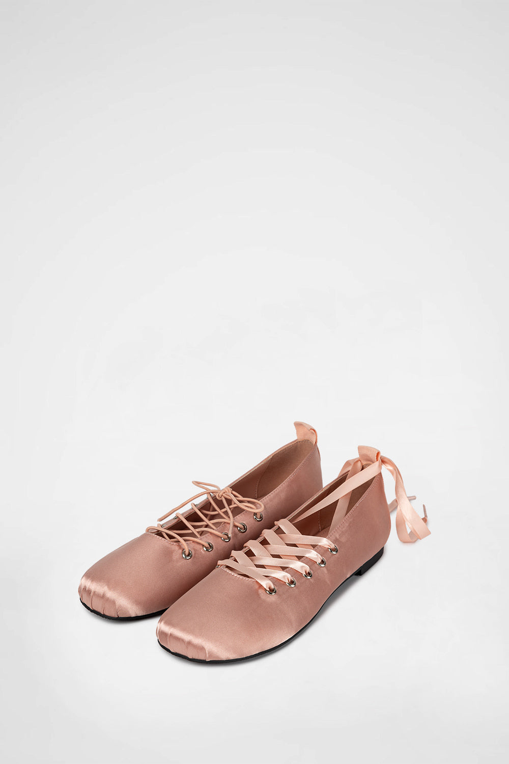 [ Pre-order ] Khiho Dolphin Lace Up Flats