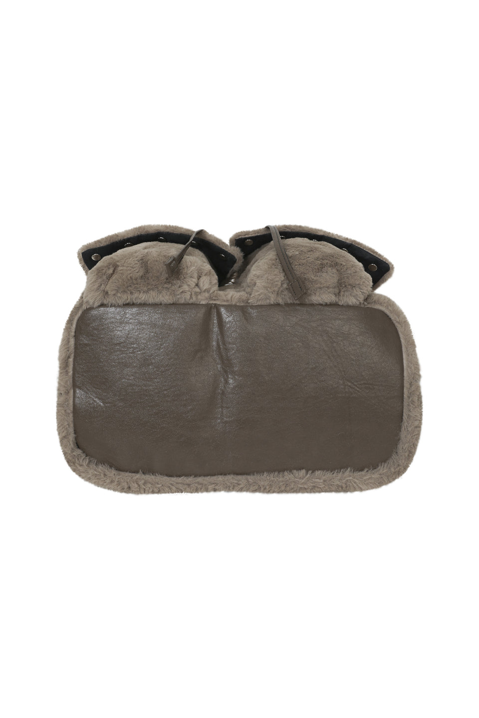 [ Pre-order ] Pom Pom Fur Backpack In Mocha