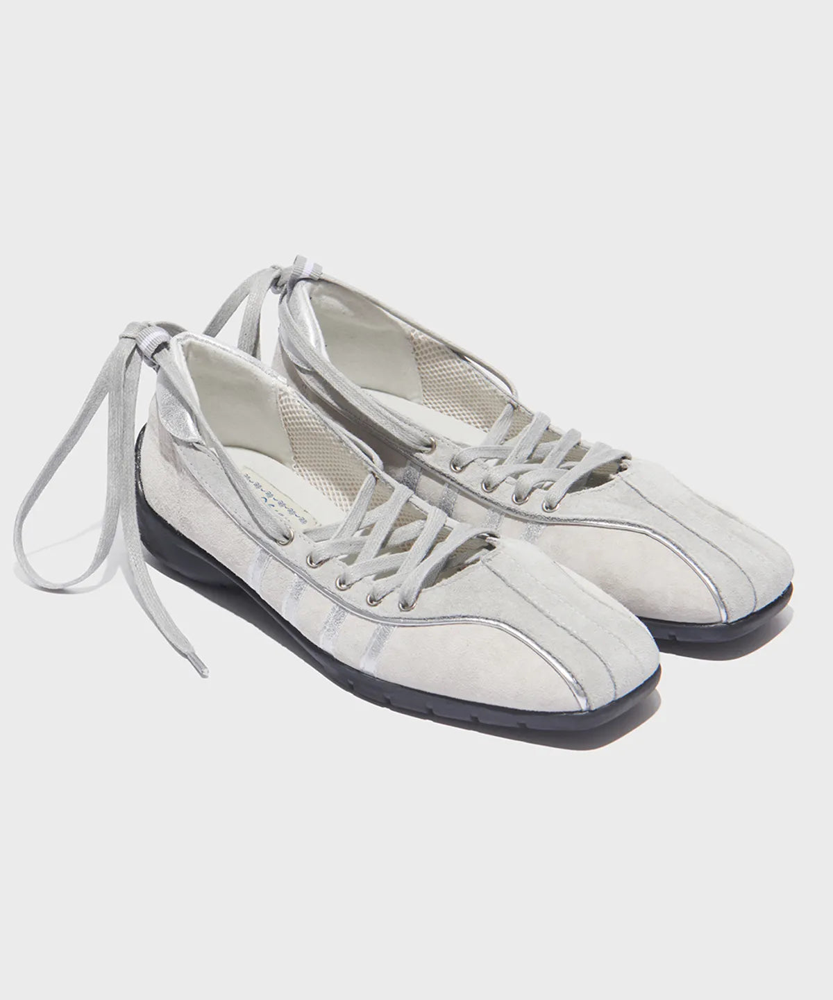 [ Pre-order ] X KIOF Bliss Laceup Sneakers