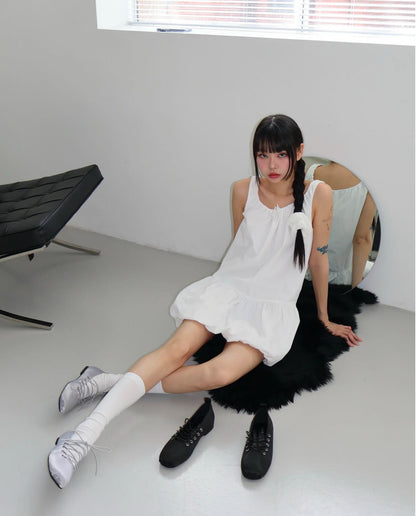 [ Pre-order ] Khiho Dolphin Lace Up Flats