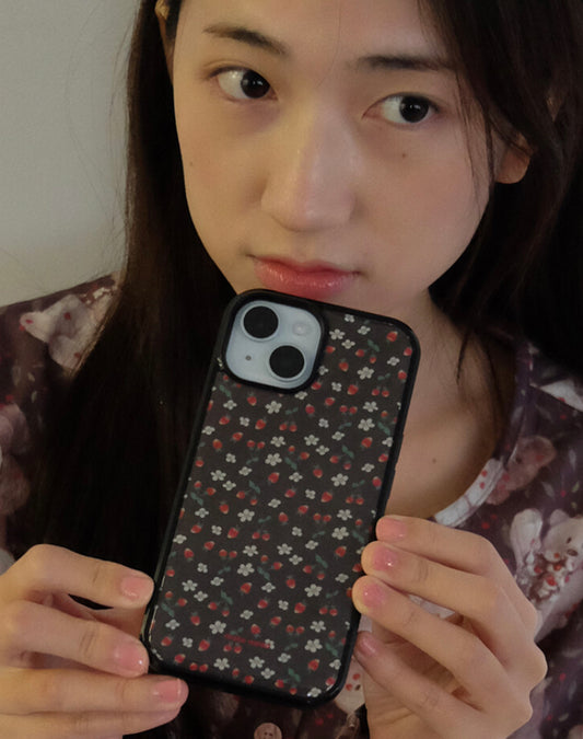 [ Pre-order ] Strawberry Brownie Phone Case