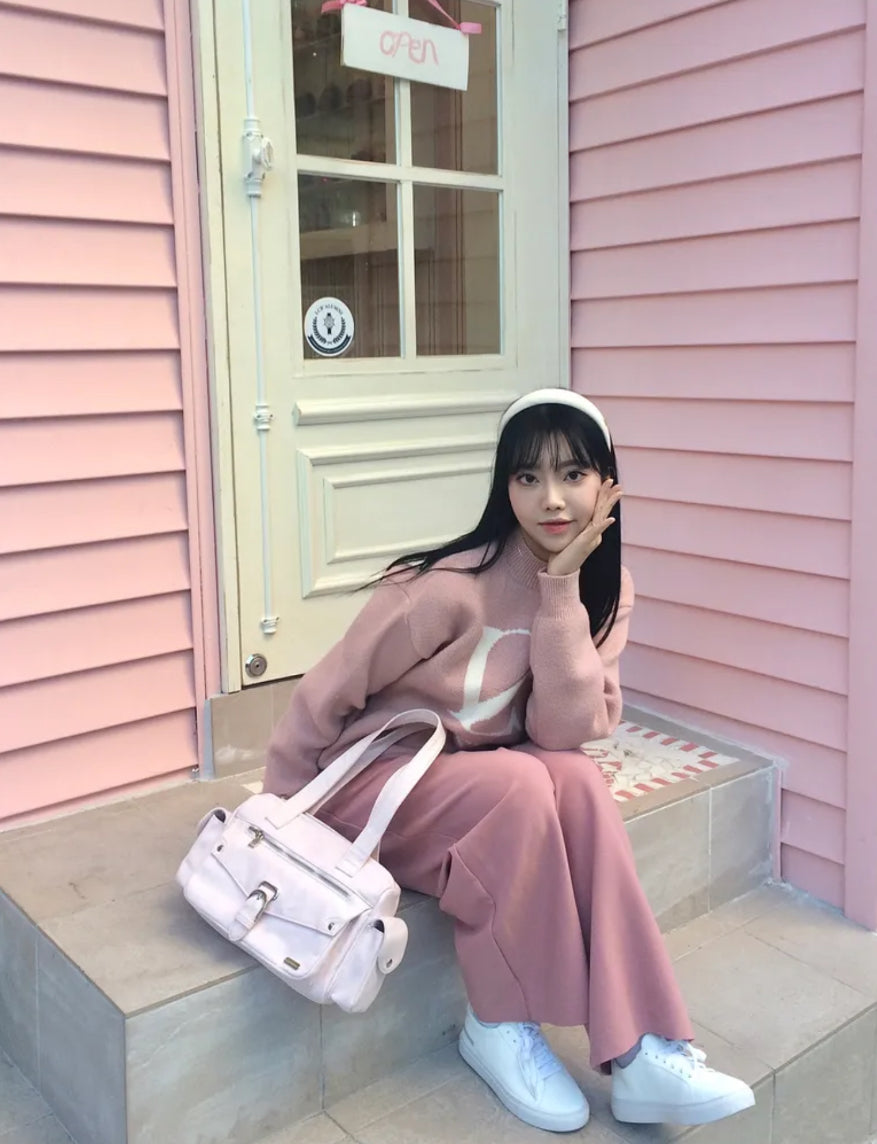 [ Pre-order ] Illigo Essential Pocket Bag pink