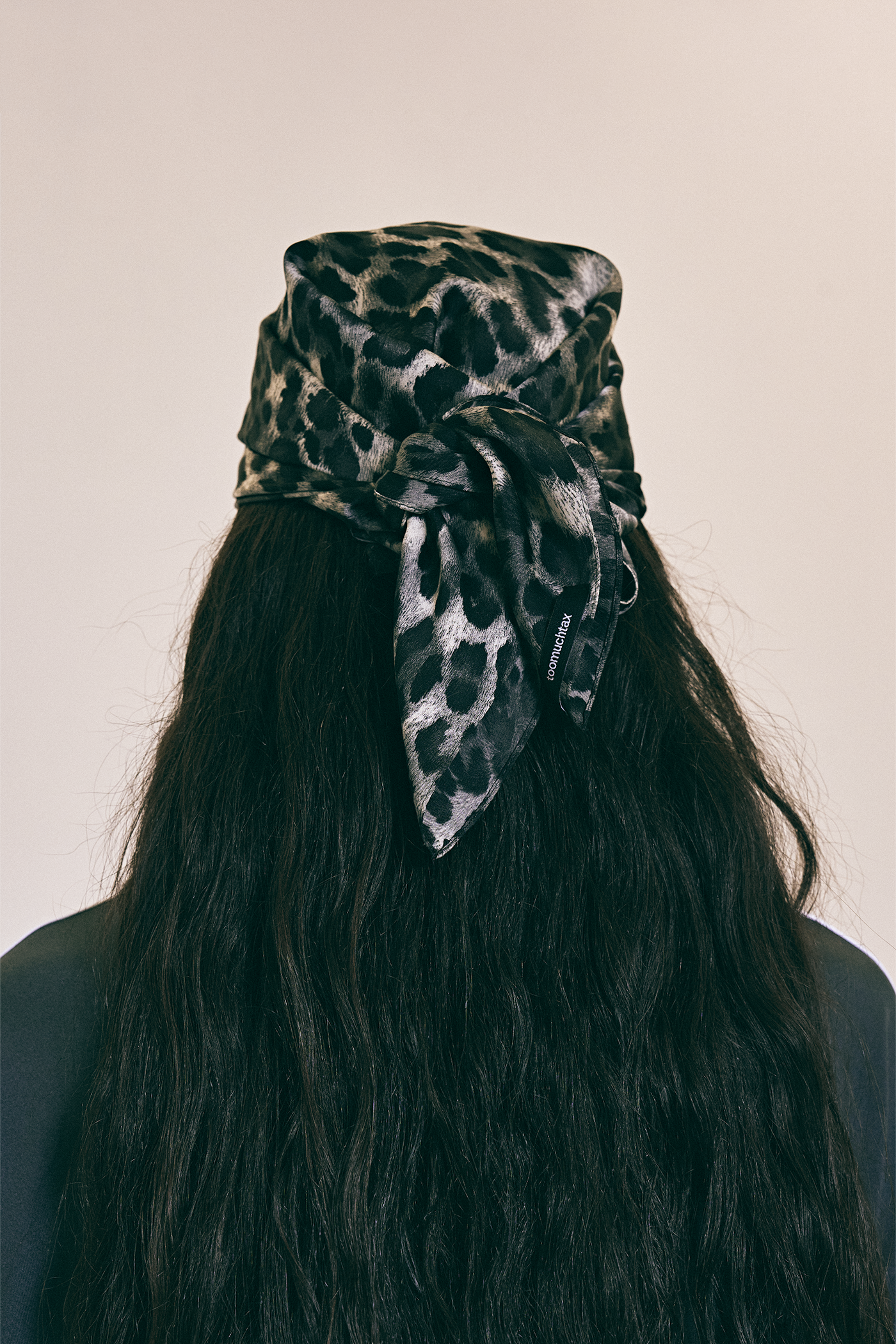 [ Pre-order ] Toomuchtax Leopard Scarf