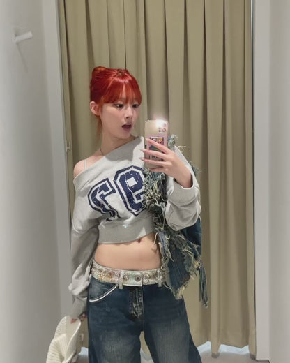 [ Pre-order ] Sculptor Off-Shoulder Cropped Sweatshirt